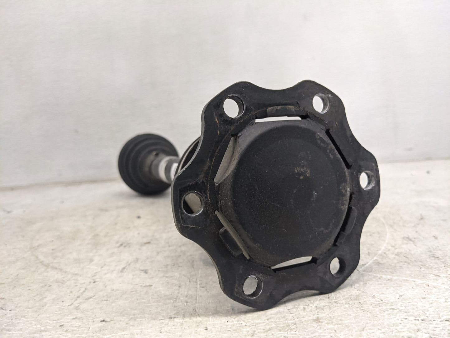 2017-2018 Porsche Macan Axle Shaft Front Driver Cv C/v 1461214 - Oemusedautoparts1.com