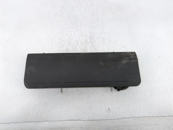 compare product 2015-2018 Porsche Macan Air Bag Passenger Right Knee OEM P/N:95B 880 842 Fits Fits 2015 2016 2017 2018 OEM Used Auto Parts