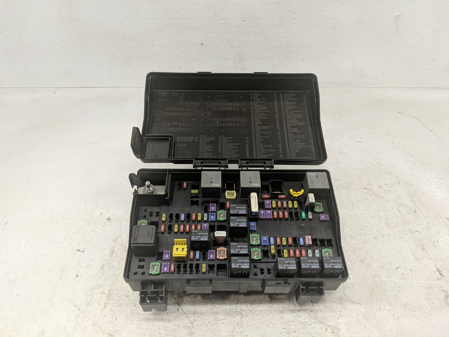 Ram 1500 Fusebox Fuse Box Relay Module Tipm P68322371ab - Oemusedautoparts1.com