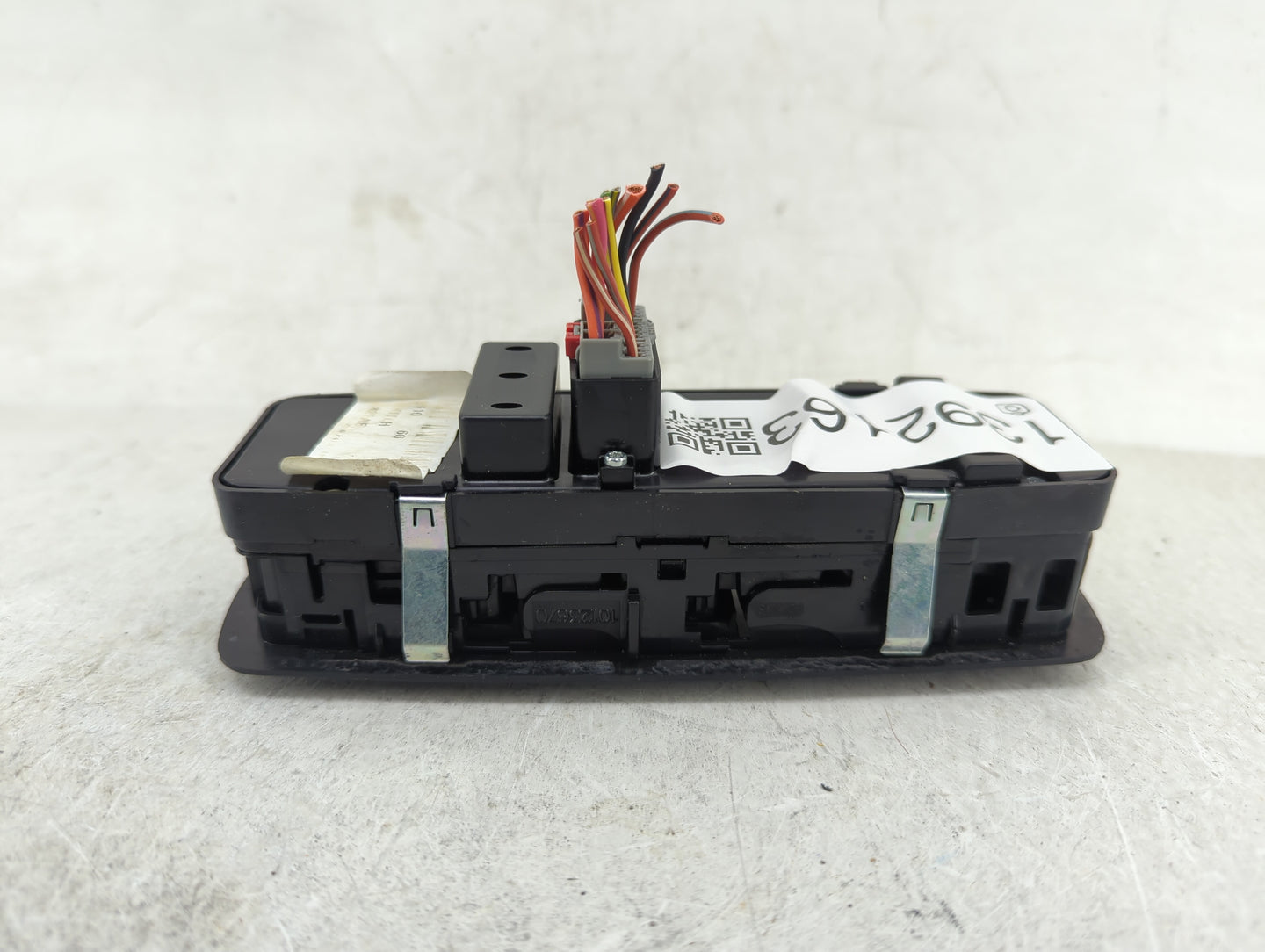 2017 Ram 1500 Master Power Window Switch Replacement Driver Side Left P/N:56046823AE Fits OEM Used Auto Parts - Oemusedautop