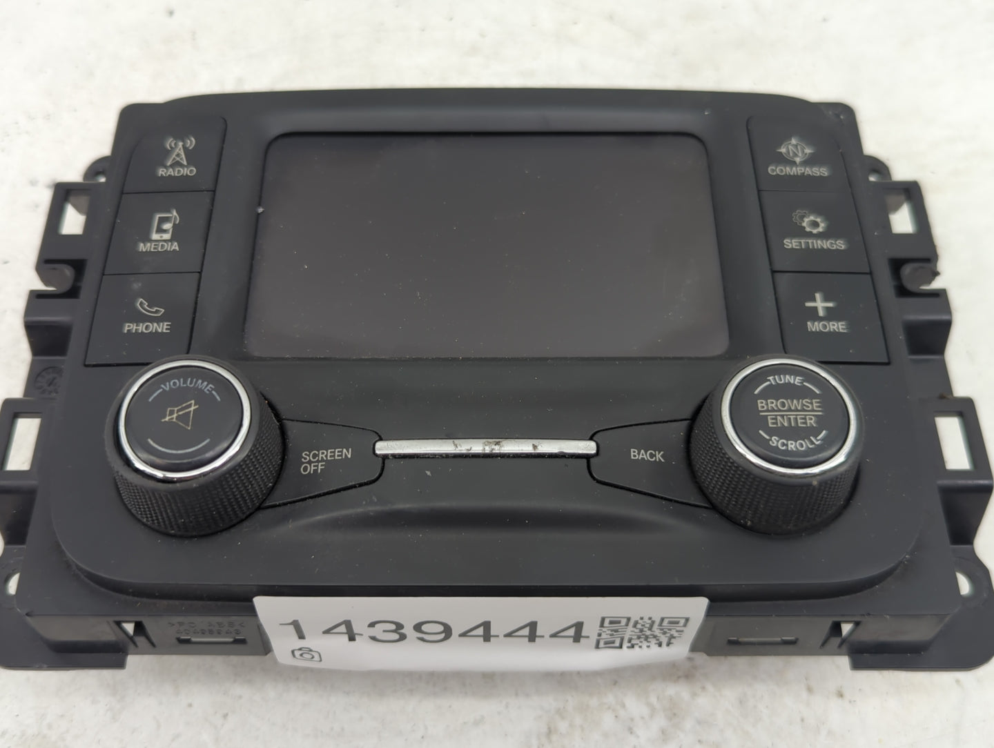 2017 Ram 1500 Radio AM FM Cd Player Receiver Replacement P/N:P68228668AD VP2, Y7OVP2, 7812H-VP2 Fits OEM Used Auto Parts - O