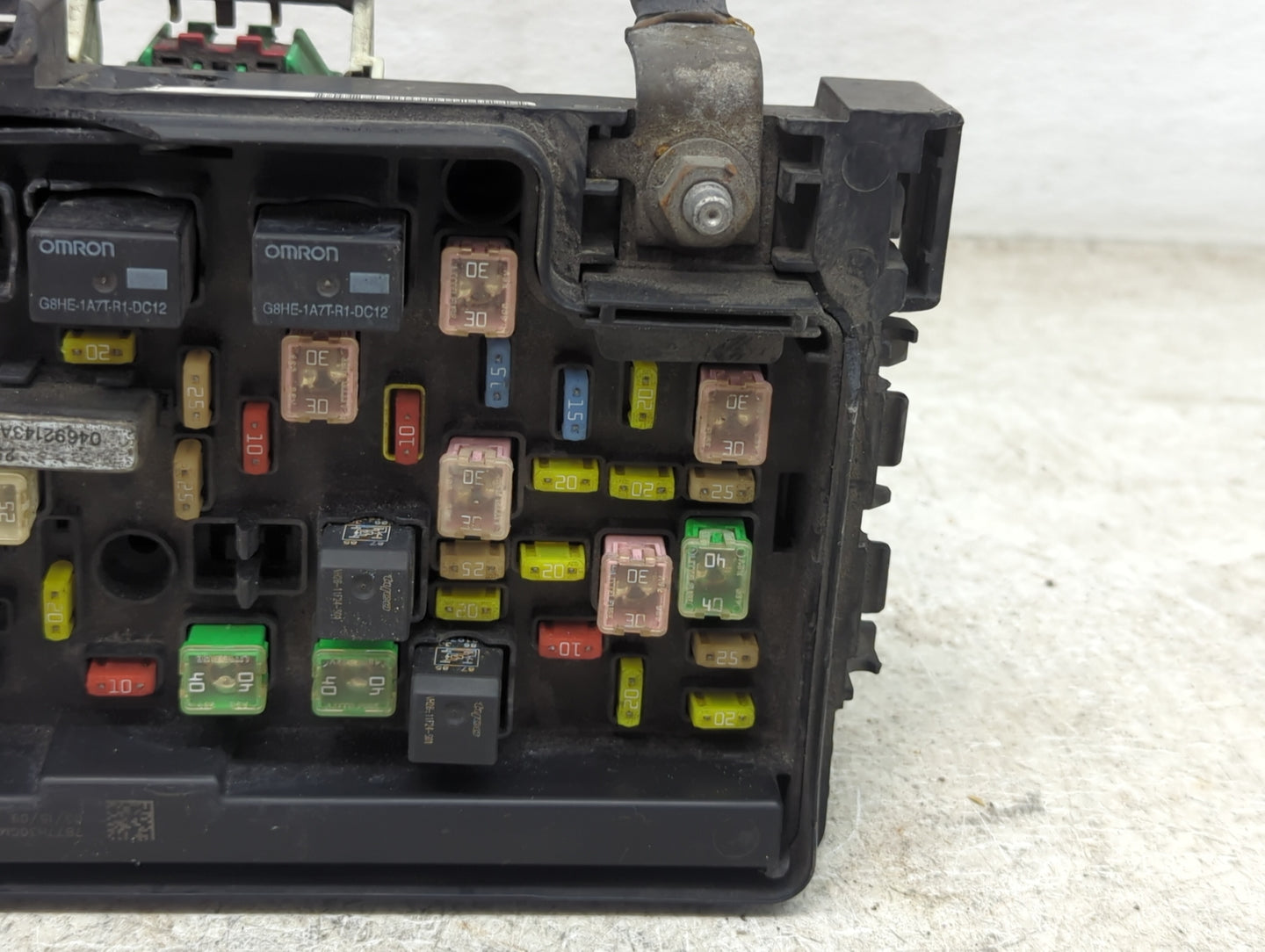 2017 Ram 1500 Fusebox Fuse Box Panel Relay Module P/N:MEG3F01L01 T7BQH258930GMERNXAAO, 04692143AA, 04692149AA Fits OEM Used 