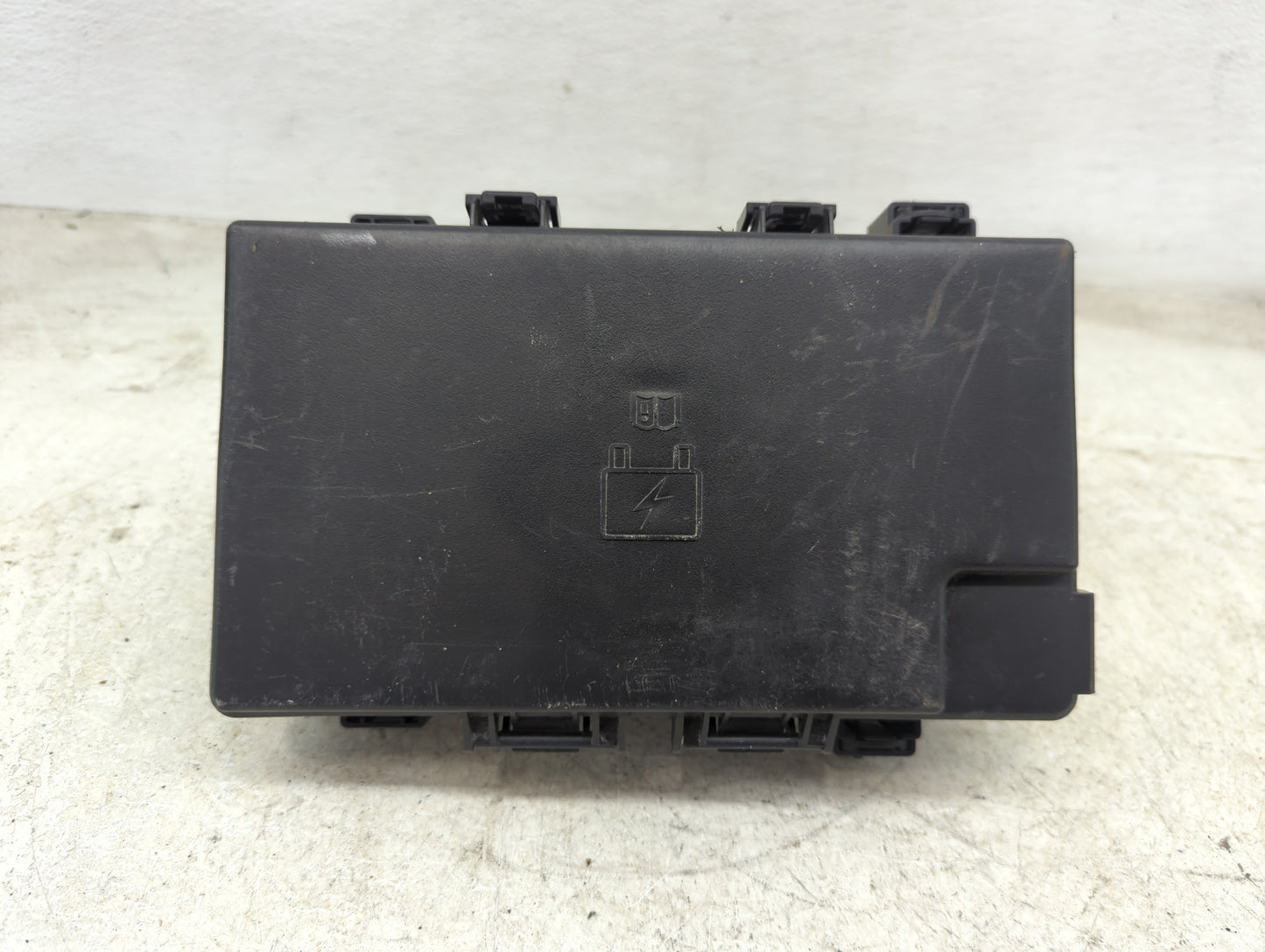 2017 Ram 1500 Fusebox Fuse Box Panel Relay Module P/N:P68322373AB 04692143AA Fits OEM Used Auto Parts - Oemusedautoparts1.co