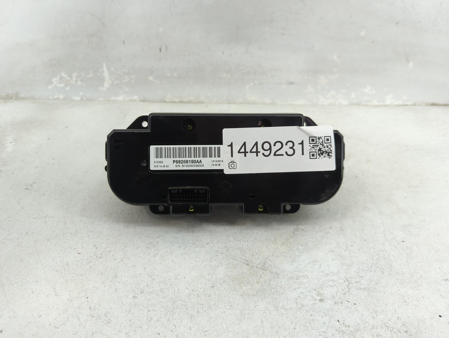 2014-2022 Ram 1500 Climate Control Module Temperature AC/Heater Replacement P/N:P68268190AA Fits OEM Used Auto Parts - Oemus