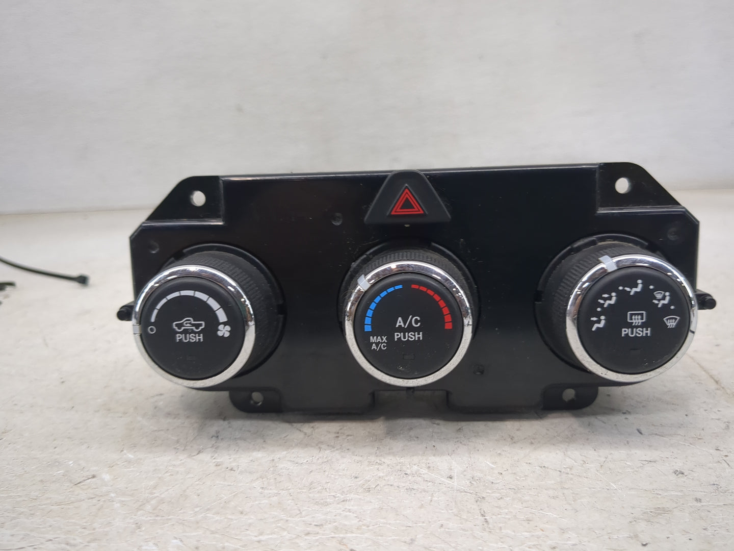 2013-2022 Ram 1500 Climate Control Module Temperature AC/Heater Replacement P/N:P68268190AA Fits OEM Used Auto Parts - Oemus
