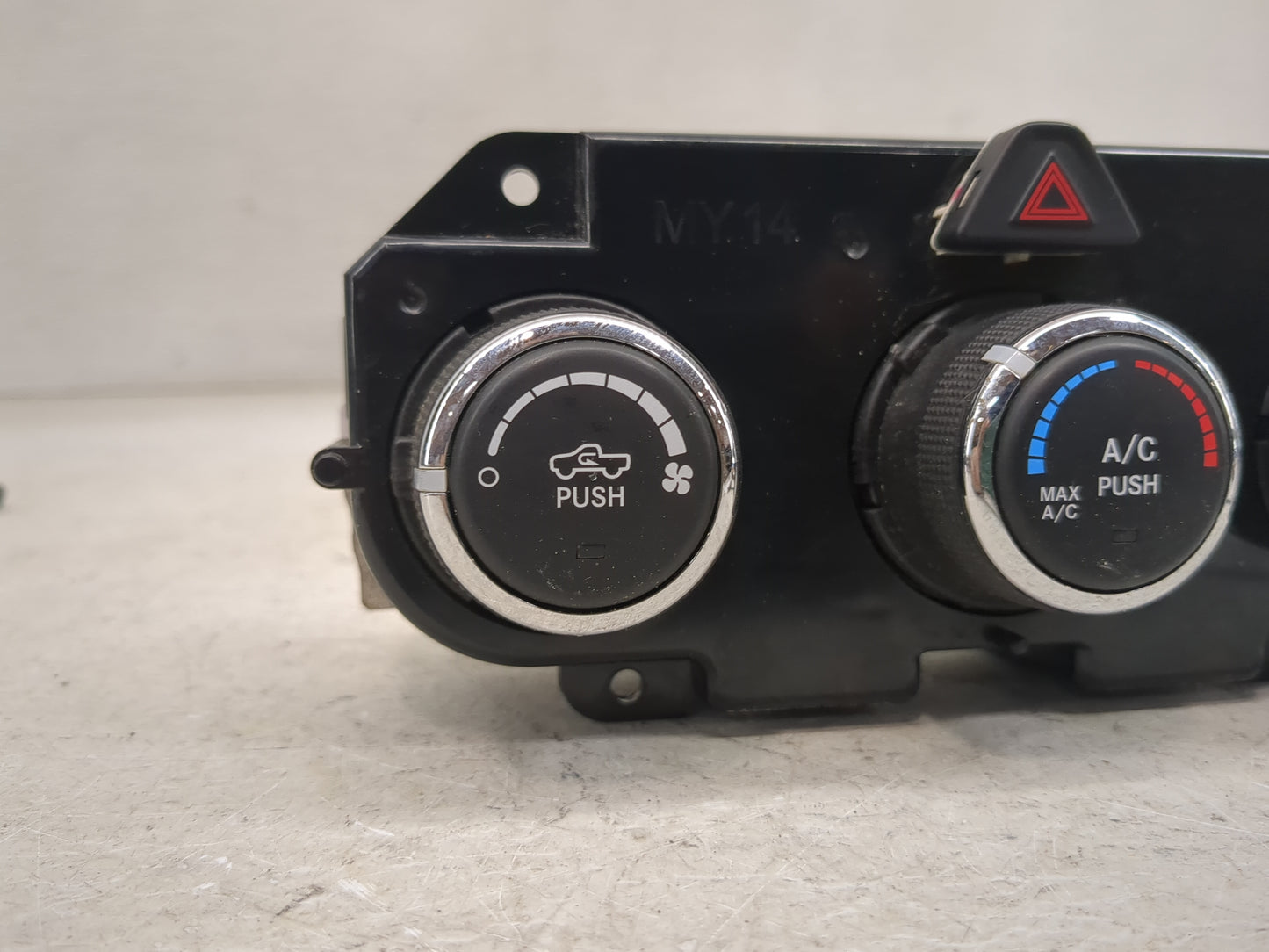2013-2022 Ram 1500 Climate Control Module Temperature AC/Heater Replacement P/N:P68268190AA Fits OEM Used Auto Parts - Oemus