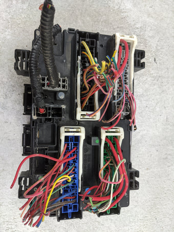 compare product 2016-2022 Ram 1500 Fusebox Fuse Box Relay Module Tipm 1476079