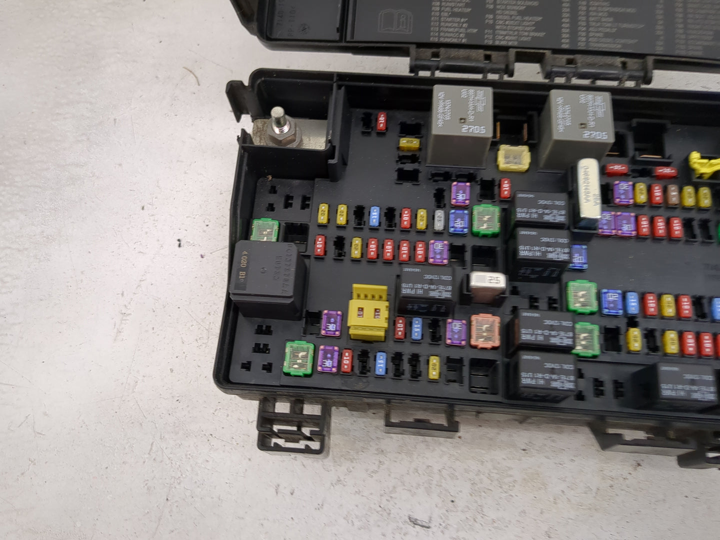 2017 Ram 1500 Fusebox Fuse Box Panel Relay Module P/N:68488405AA 04692143AA, 13742705 Fits OEM Used Auto Parts - Oemusedauto