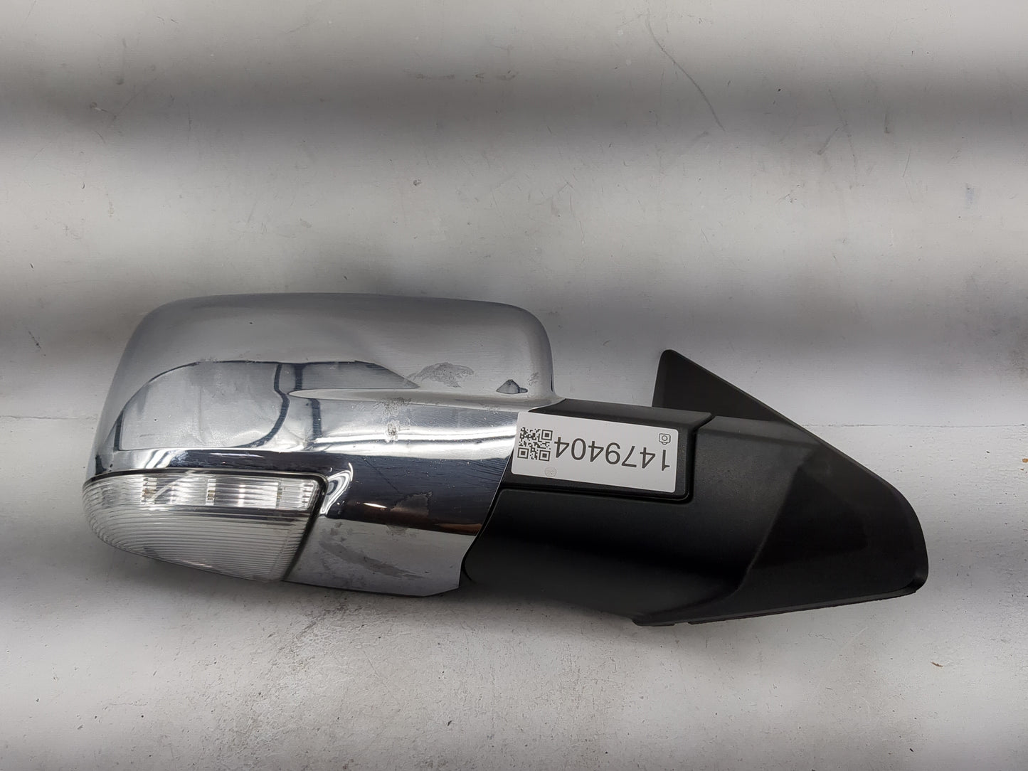 2014-2020 Ram 1500 Passenger Side View Mirror - Right Door Mirror OEM Used - Oemusedautoparts1.com