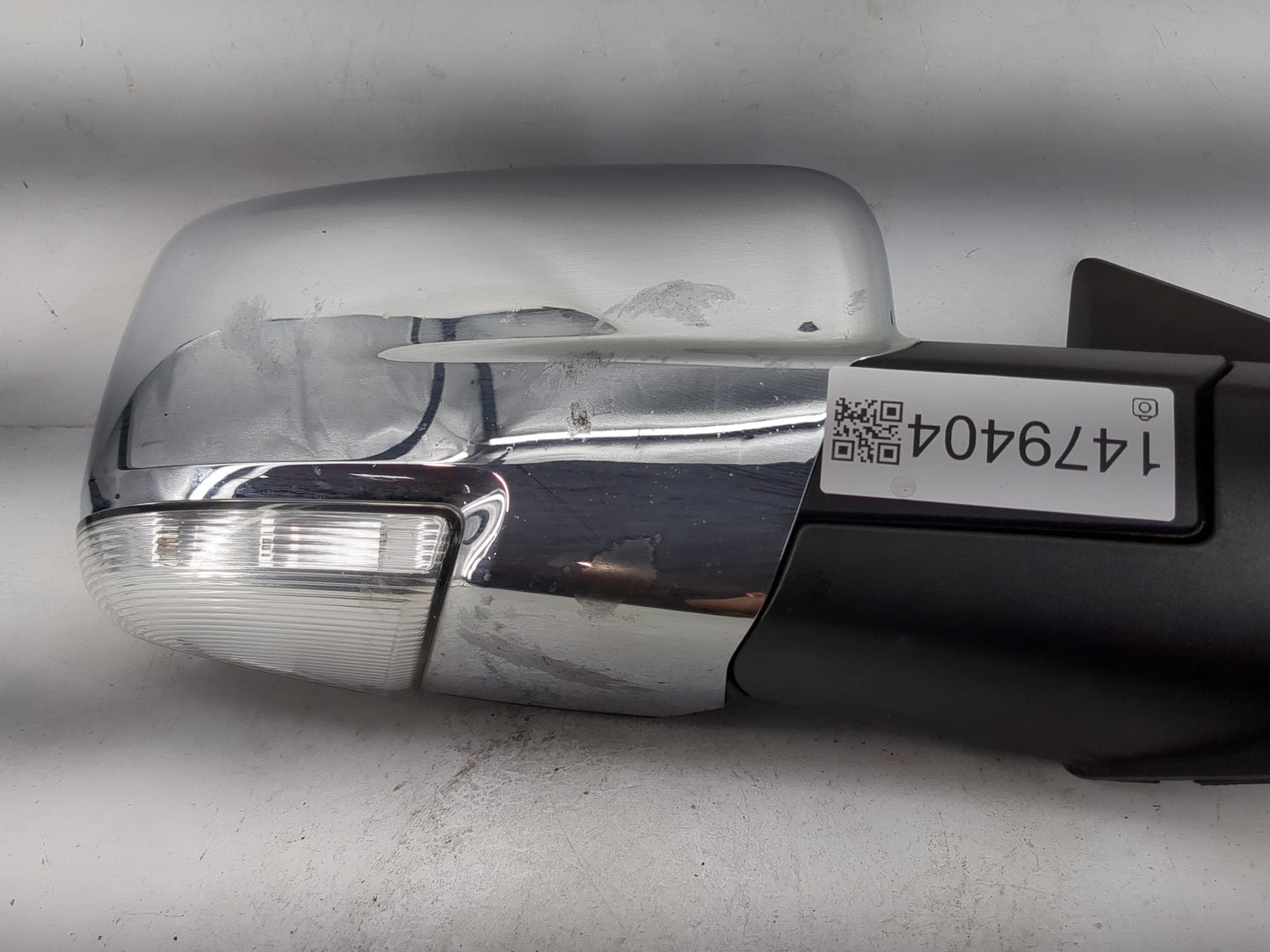 2014-2020 Ram 1500 Passenger Side View Mirror - Right Door Mirror OEM Used - Oemusedautoparts1.com