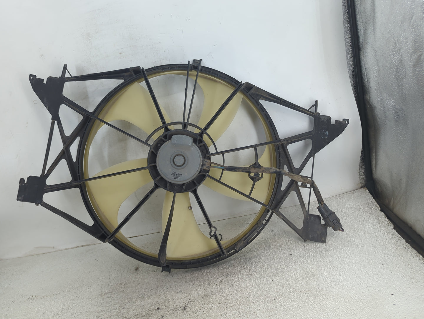 2011-2022 Ram 1500 Electric Radiator Cooling Fan Motor Assembly P/N:AA4227504189 Fits OEM Used Auto Parts - Oemusedautoparts