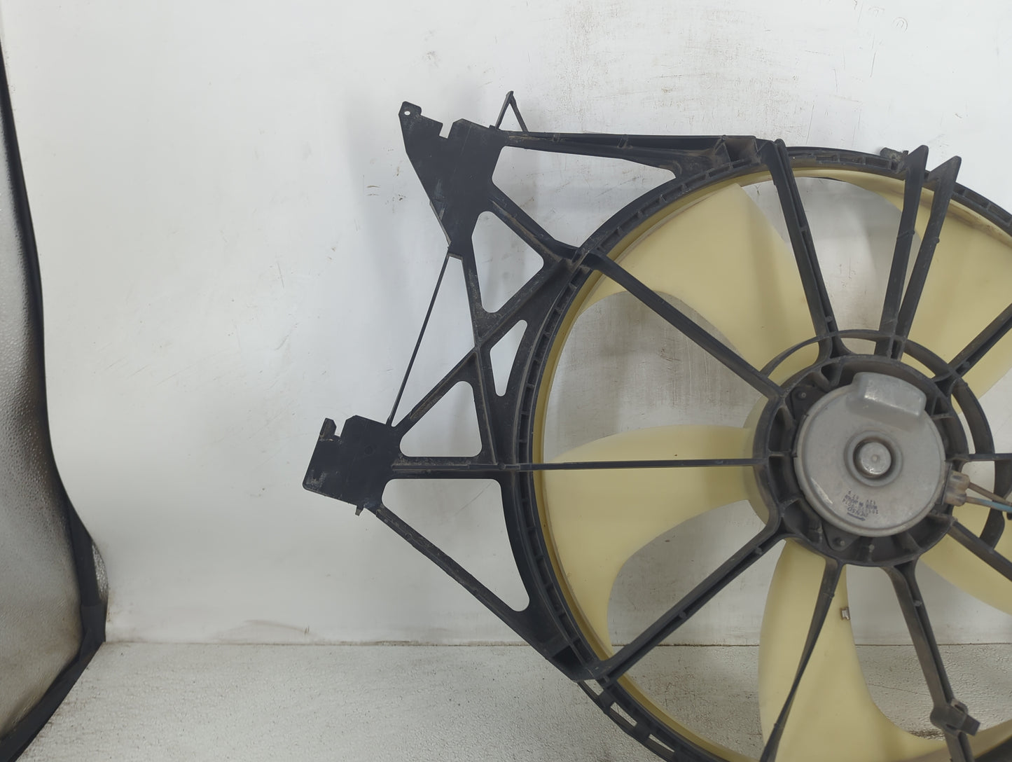 2011-2022 Ram 1500 Electric Radiator Cooling Fan Motor Assembly P/N:AA4227504189 Fits OEM Used Auto Parts - Oemusedautoparts