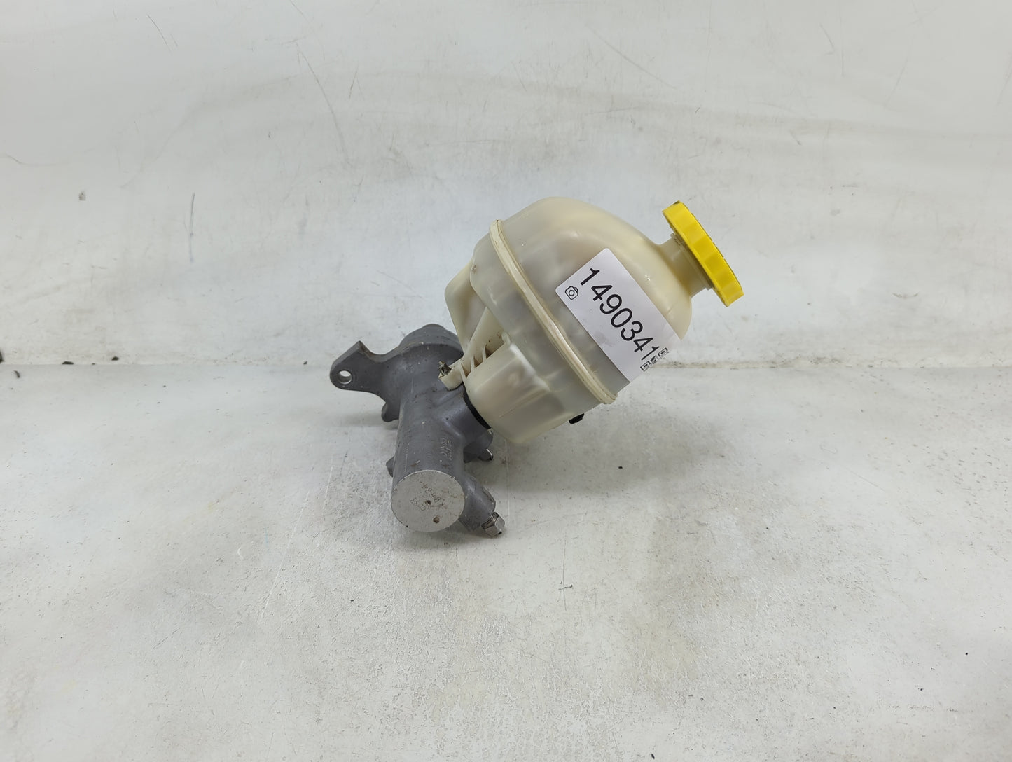 2011-2022 Ram 1500 Brake Master Cylinder 1490341 - Oemusedautoparts1.com