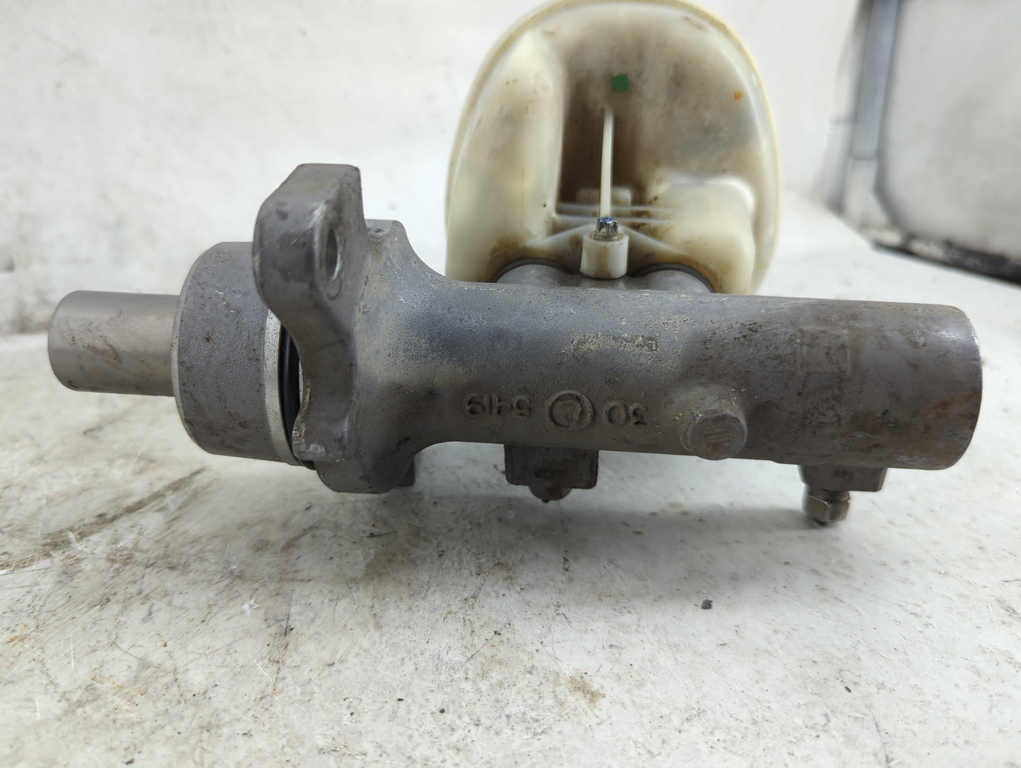 2011-2022 Ram 1500 Brake Master Cylinder 1492434 - Oemusedautoparts1.com