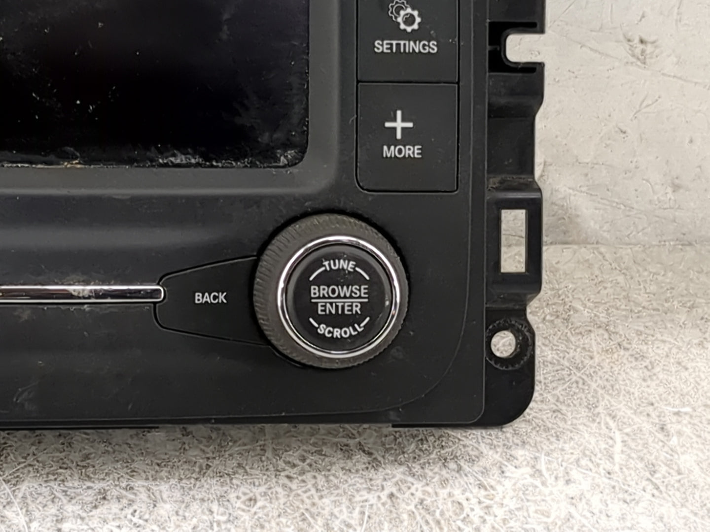 2017 Ram 1500 Radio AM FM Cd Player Receiver Replacement P/N:P68271367AC VP2, Y7OV Fits OEM Used Auto Parts - Oemusedautopar