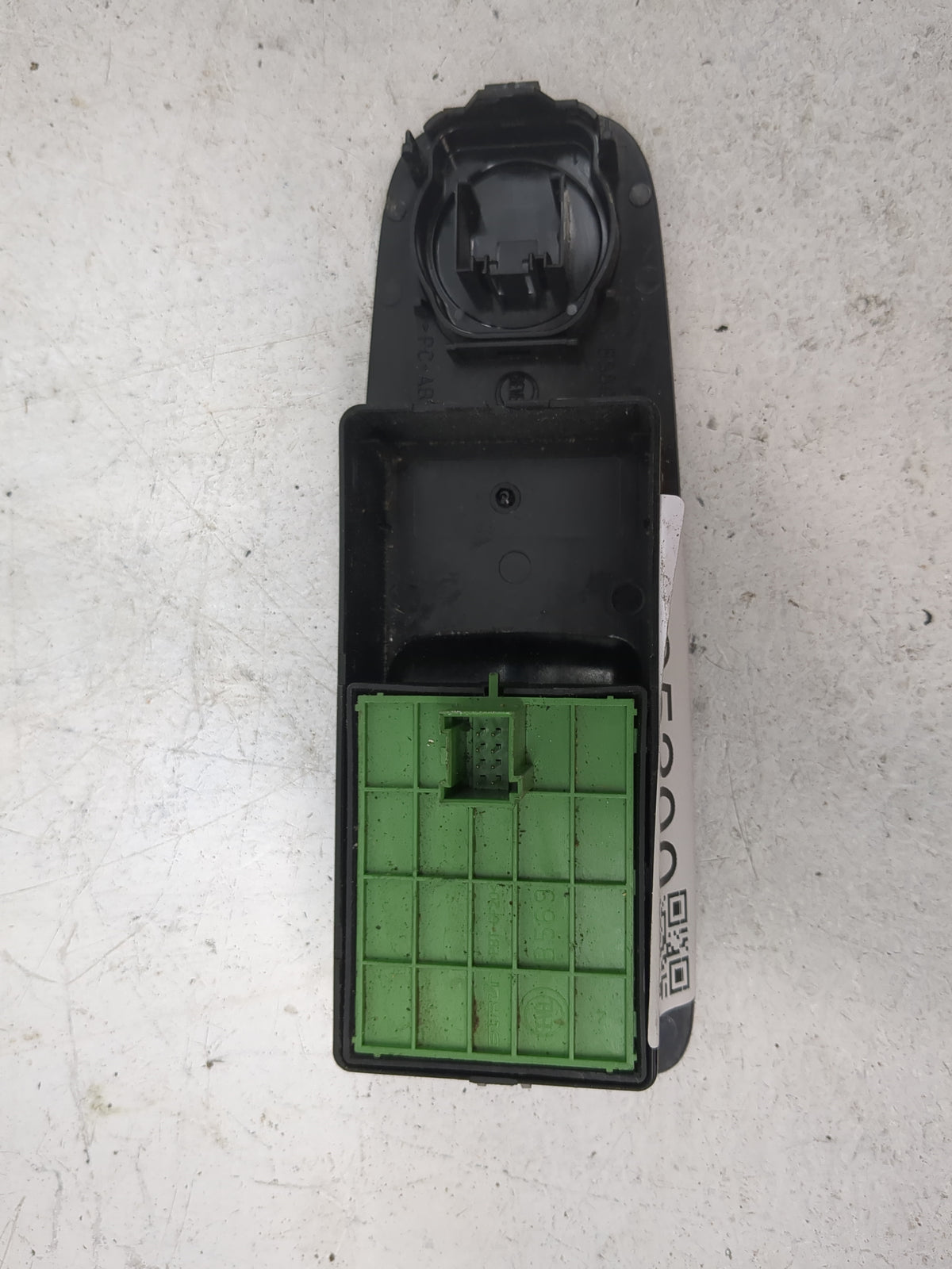 2017 Ram 1500 Master Power Window Switch Replacement Driver Side Left P/N:53299297 30171048 Fits OEM Used Auto Parts - Oemus