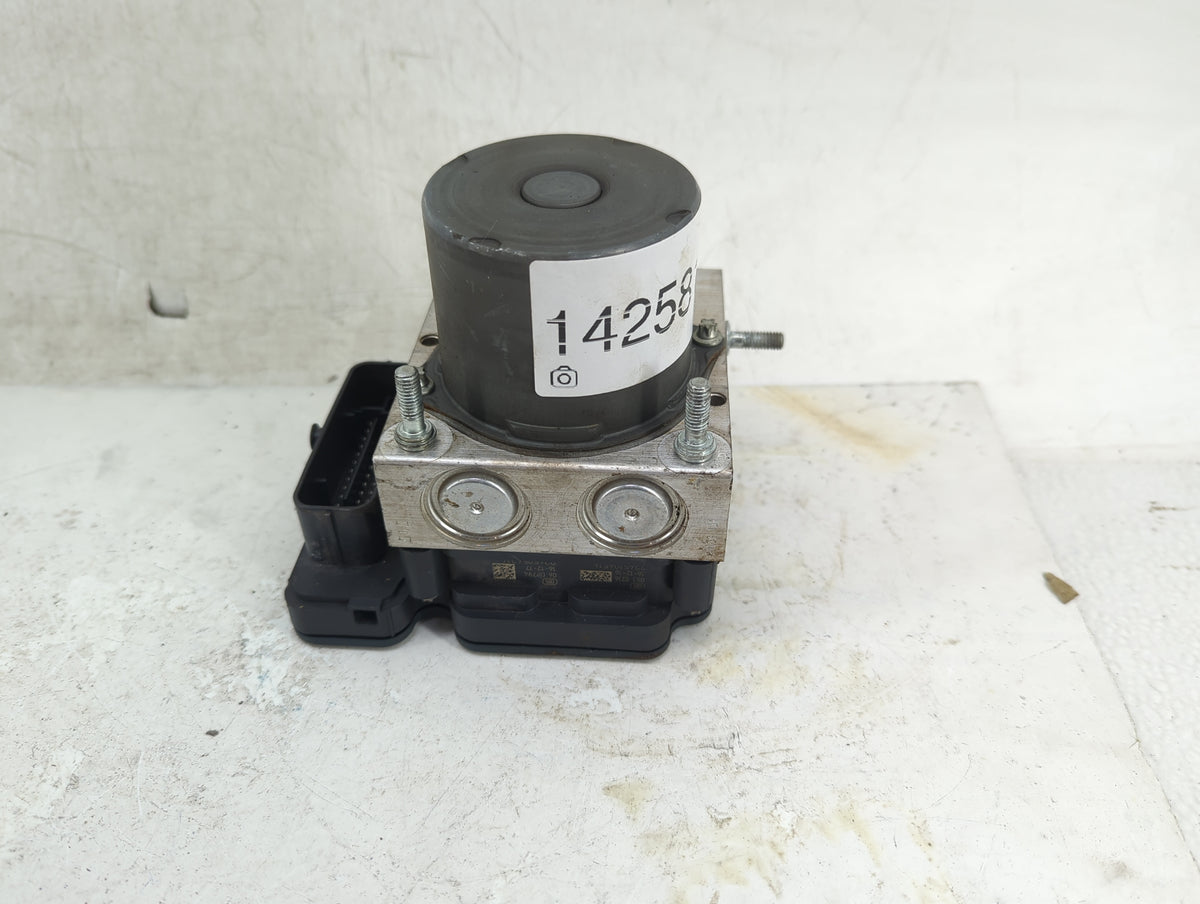 2015-2016 Ram Promaster 2500 Anti-Lock Brake ABS Pump Module Actuator OEM P/N:P68247675AD Fits Fits 2015 2016 OEM Used Auto 