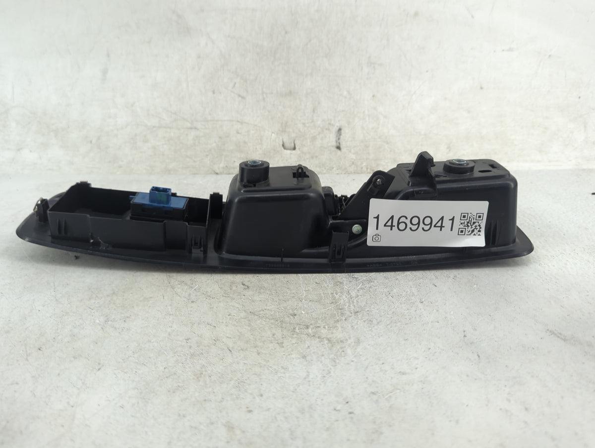 2017 Ram Promaster City Passenger Right Power Window Switch 735549519 - Oemusedautoparts1.com