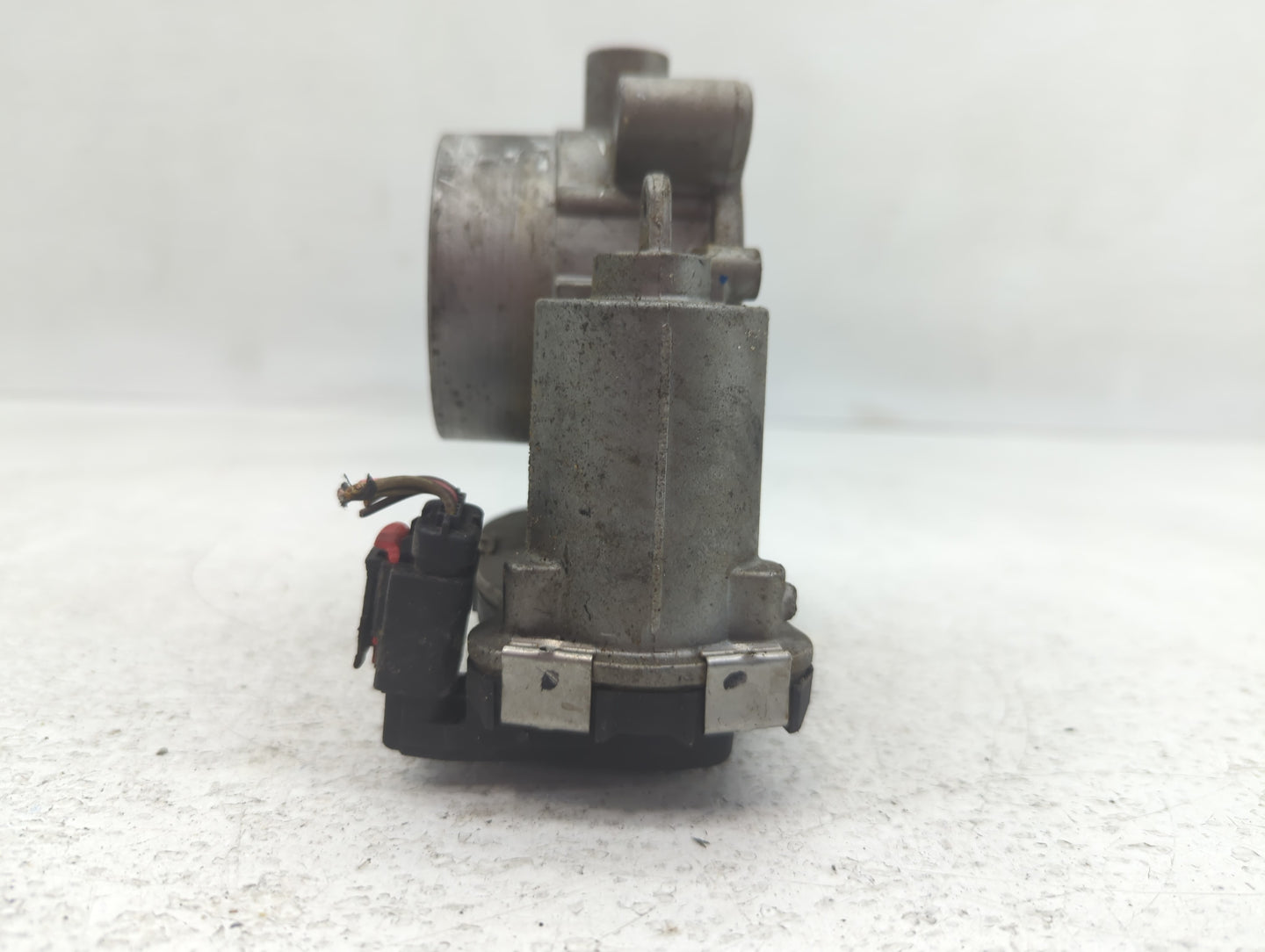 2015-2022 Ram Promaster City Throttle Body P/N:04891970AB Fits Fits 2014 2015 2016 2017 2018 2019 2020 2021 2022 OEM Used Au