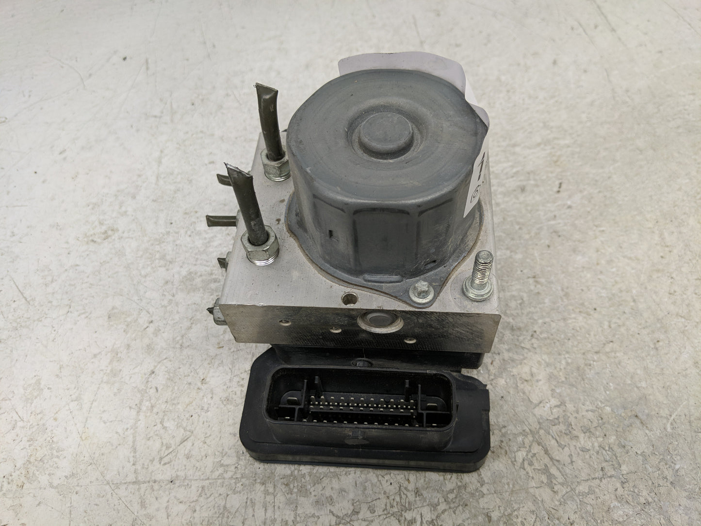 2017 Subaru Brz ABS Pump Control Module Replacement P/N:16112AA400 Fits OEM Used Auto Parts - Oemusedautoparts1.com