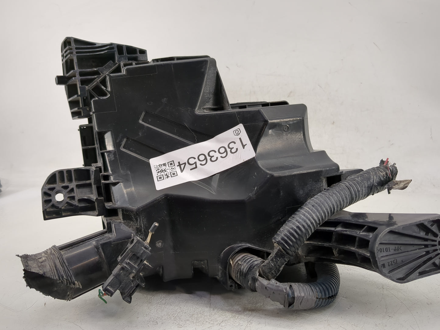 2017 Subaru Brz Fusebox Fuse Box Panel Relay Module Fits OEM Used Auto Parts - Oemusedautoparts1.com