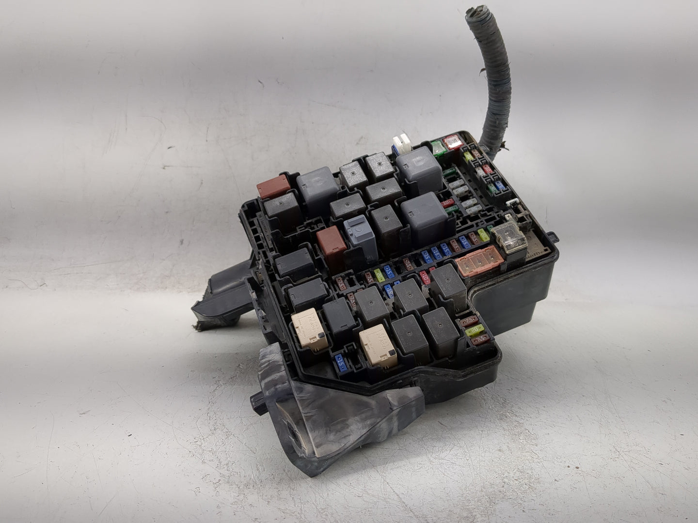 2017 Subaru Brz Fusebox Fuse Box Panel Relay Module Fits OEM Used Auto Parts - Oemusedautoparts1.com