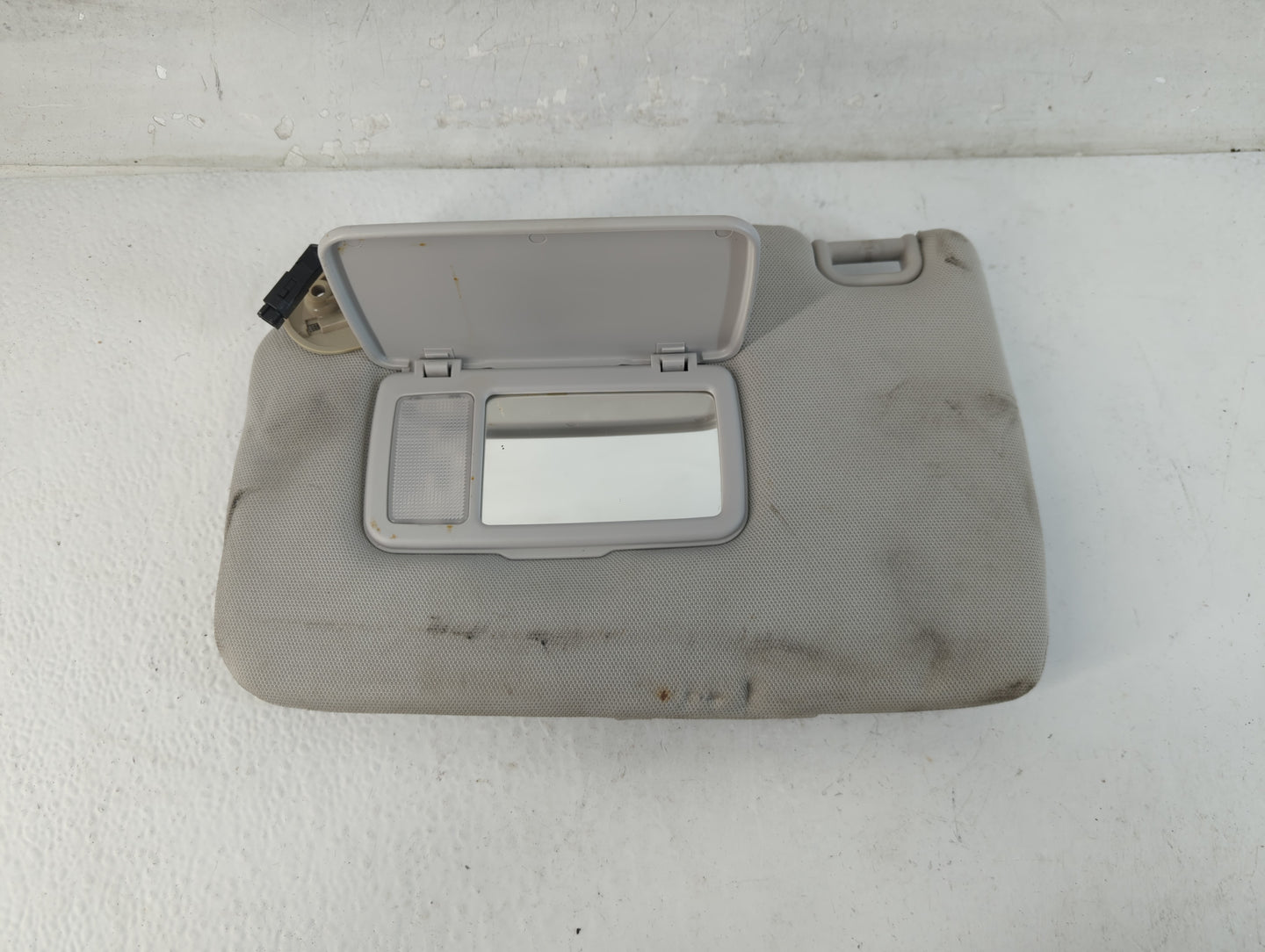 2017 Subaru Forester Sun Visor Shade Replacement Passenger Right Mirror Fits OEM Used Auto Parts - Oemusedautoparts1.com