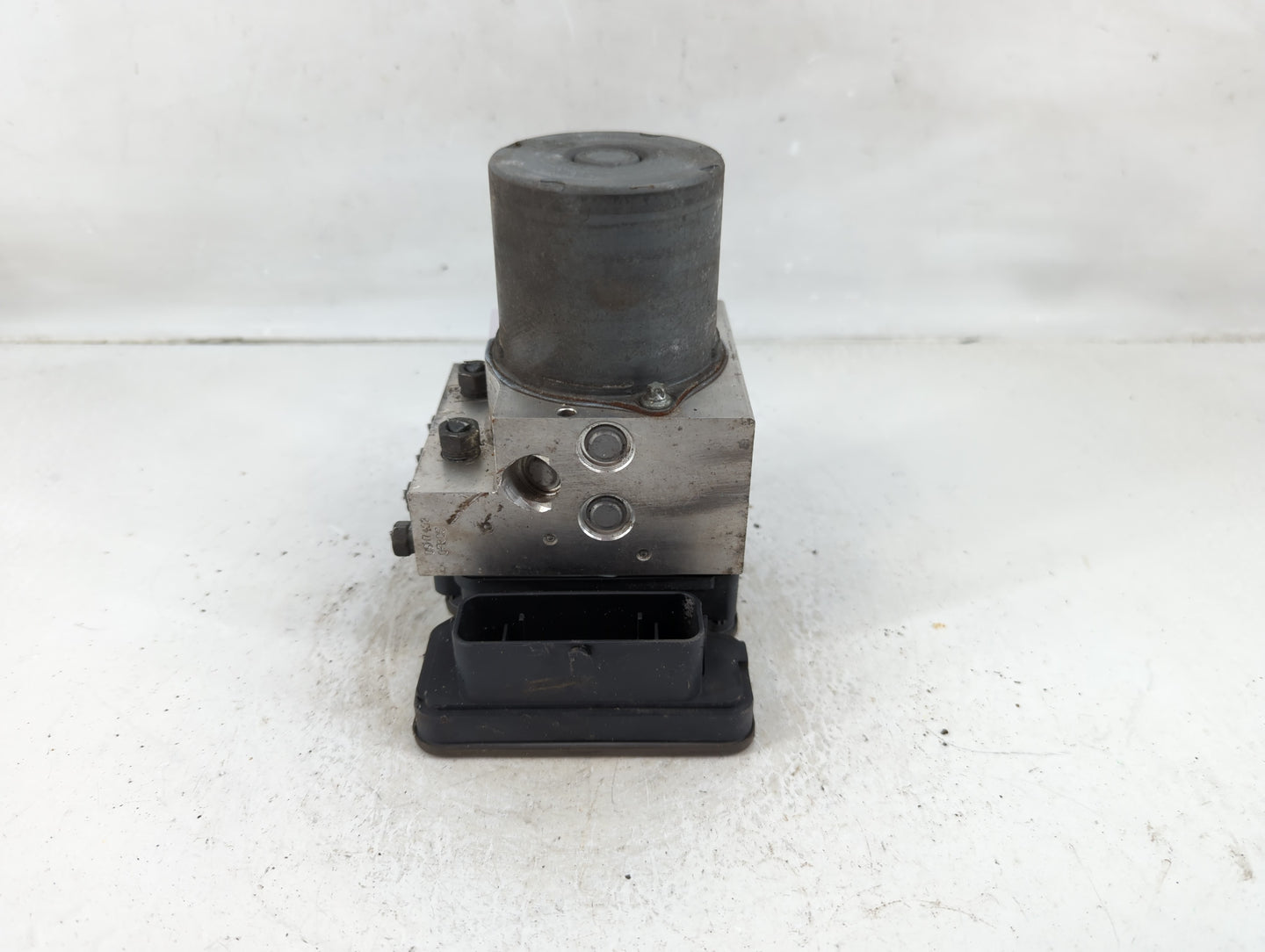 2017 Subaru Forester ABS Pump Control Module Replacement P/N:27536SG230 Fits OEM Used Auto Parts - Oemusedautoparts1.com