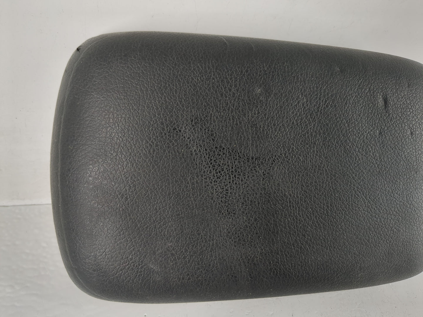 2014-2018 Subaru Forester Center Console Armrest Cover Lid Fits Fits 2014 2015 2016 2017 2018 OEM Used Auto Parts - Oemuseda