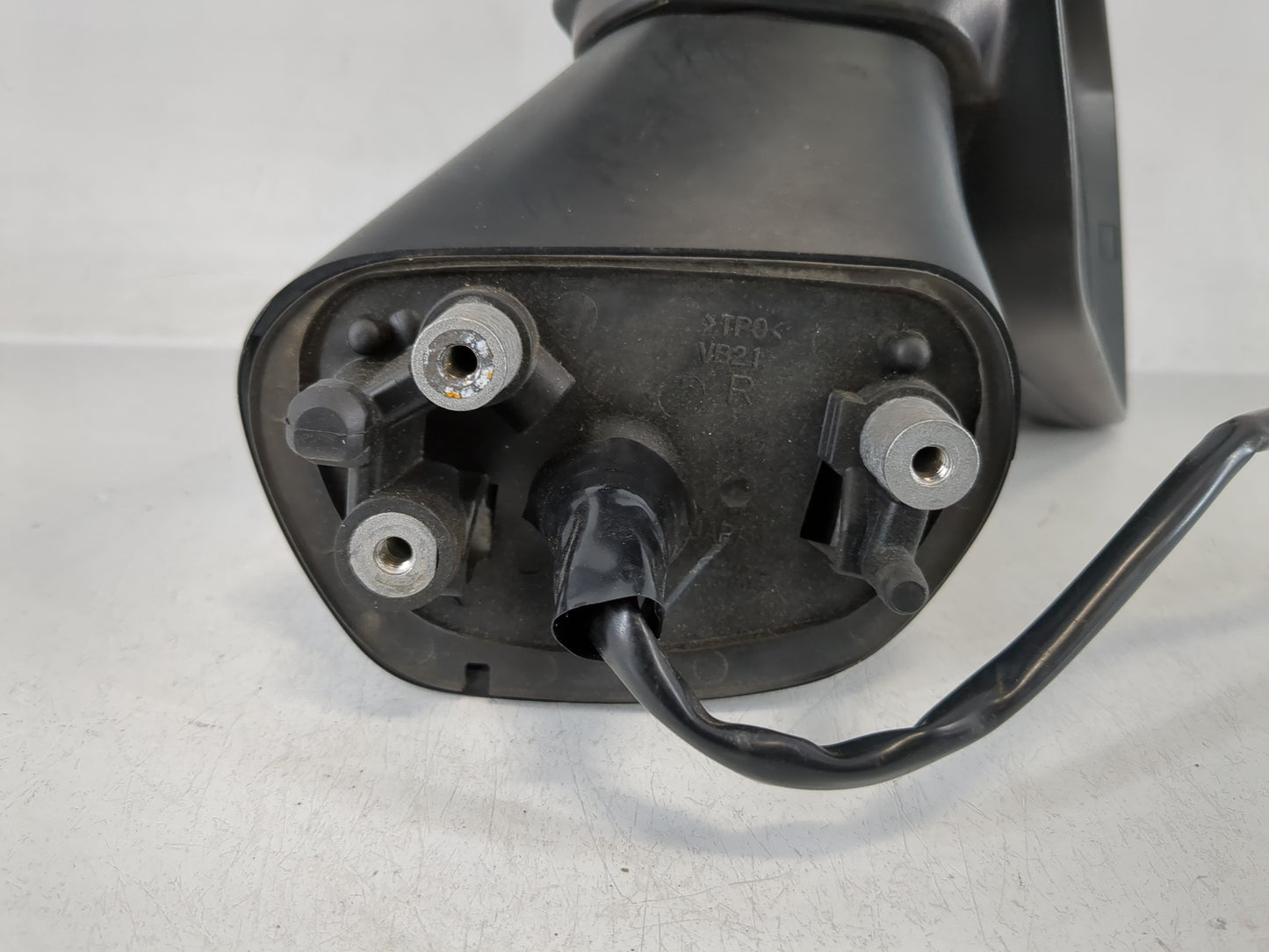 2017 Subaru Forester Side Mirror Replacement Passenger Right View Door Mirror P/N:E13027507 Fits OEM Used Auto Parts - Oemus