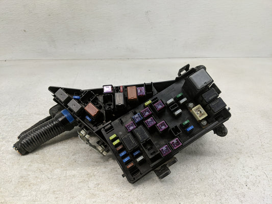 2016-2018 Subaru Forester Fusebox Fuse Box Panel Relay Module P/N:MB100200B Fits Fits 2016 2017 2018 OEM Used Auto Parts - O