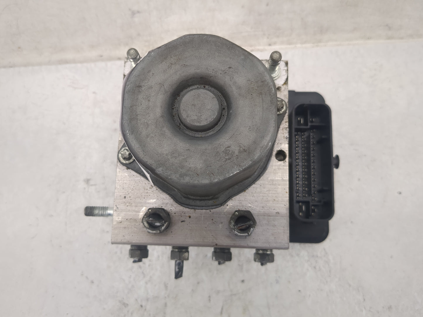 2017 Subaru Forester ABS Pump Control Module Replacement P/N:27536SG190 Fits OEM Used Auto Parts - Oemusedautoparts1.com