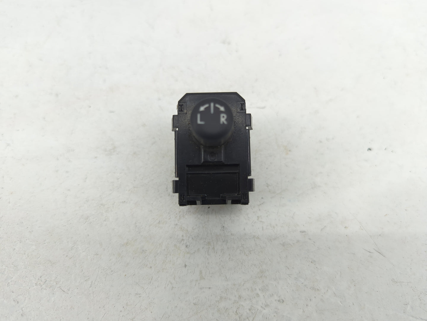 2017 Subaru Forester Master Power Window Switch Replacement Driver Side Left P/N:83061FJ010 Fits OEM Used Auto Parts - Oemus