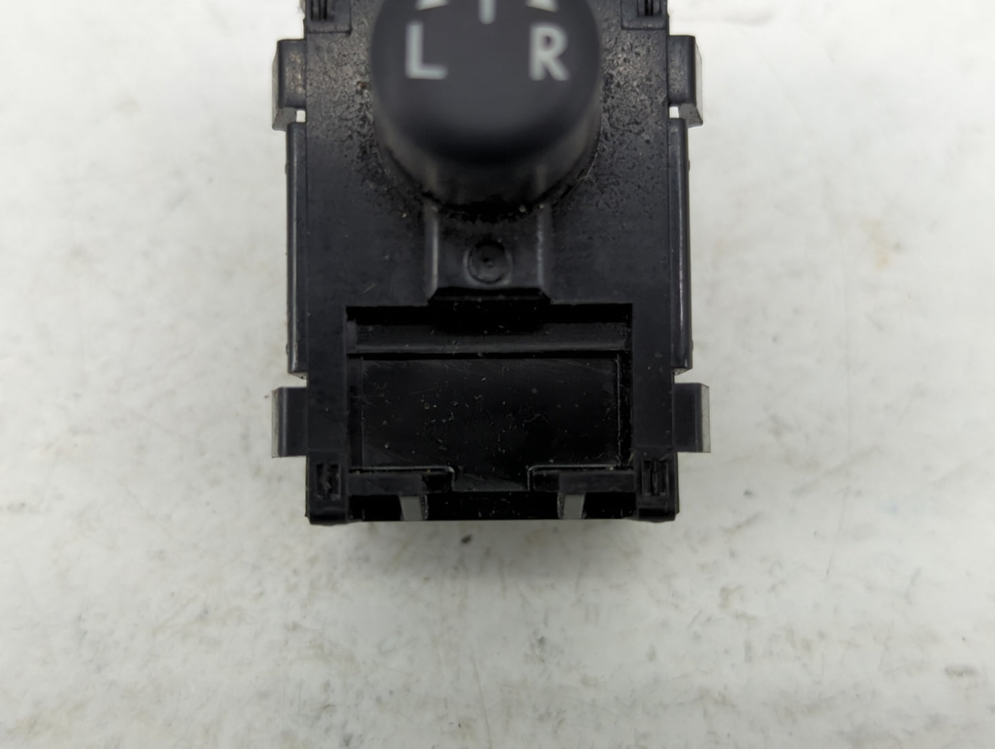 2017 Subaru Forester Master Power Window Switch Replacement Driver Side Left P/N:83061FJ010 Fits OEM Used Auto Parts - Oemus