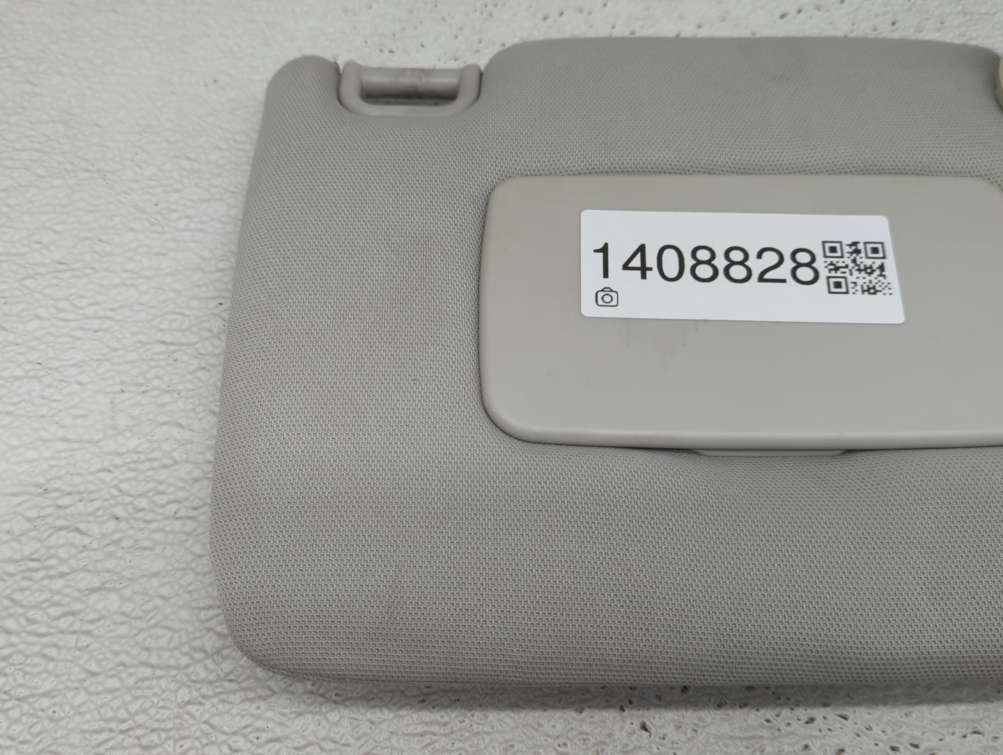 2017 Subaru Forester Sun Visor Shade Replacement Passenger Right Mirror Fits OEM Used Auto Parts - Oemusedautoparts1.com