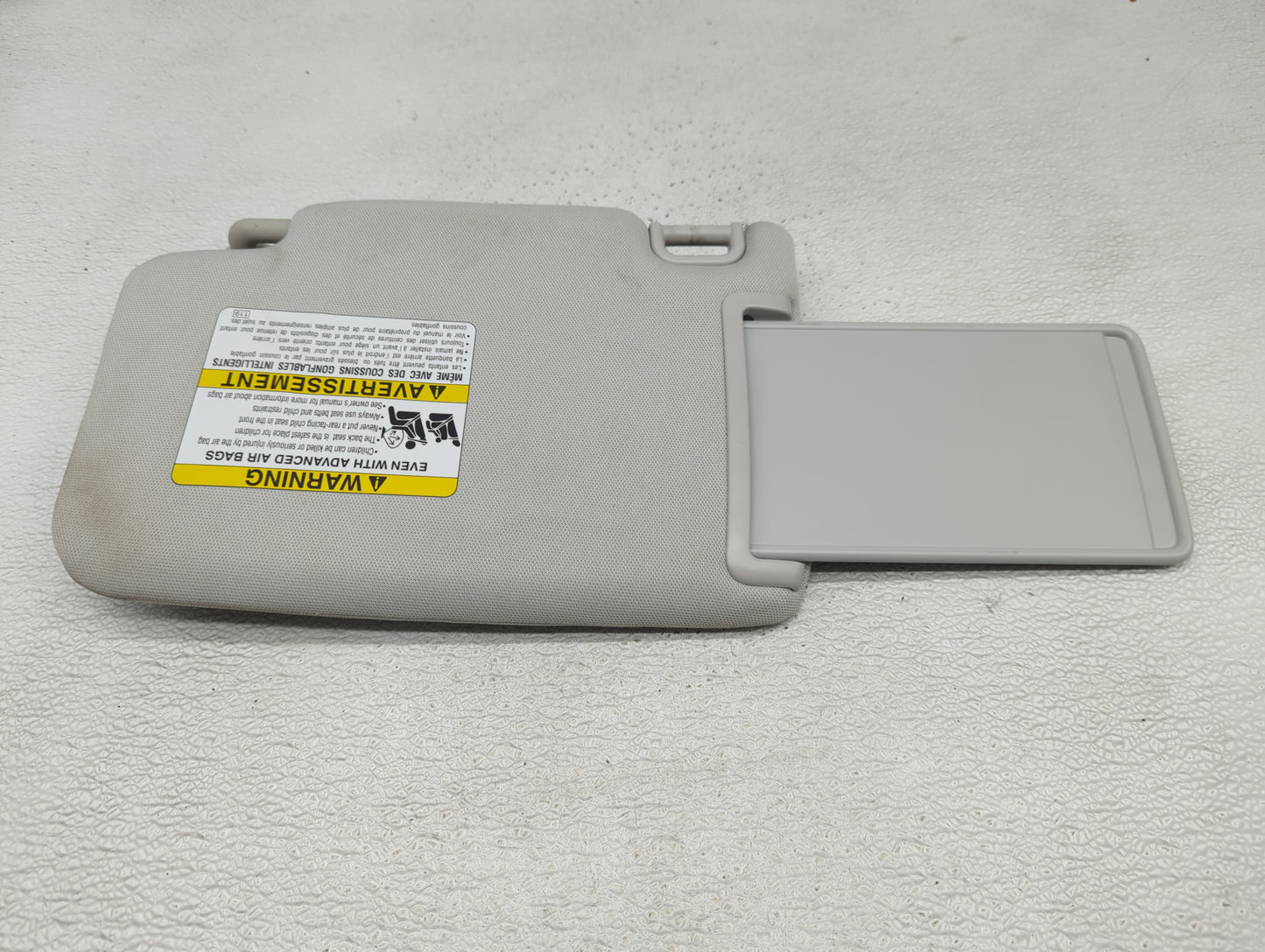 2017 Subaru Forester Sun Visor Shade Replacement Passenger Right Mirror Fits OEM Used Auto Parts - Oemusedautoparts1.com