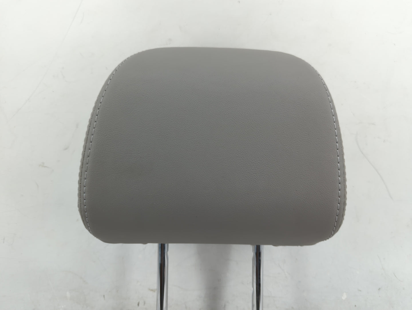 2017 Subaru Forester Headrest Head Rest Front Driver Passenger Seat Fits OEM Used Auto Parts - Oemusedautoparts1.com