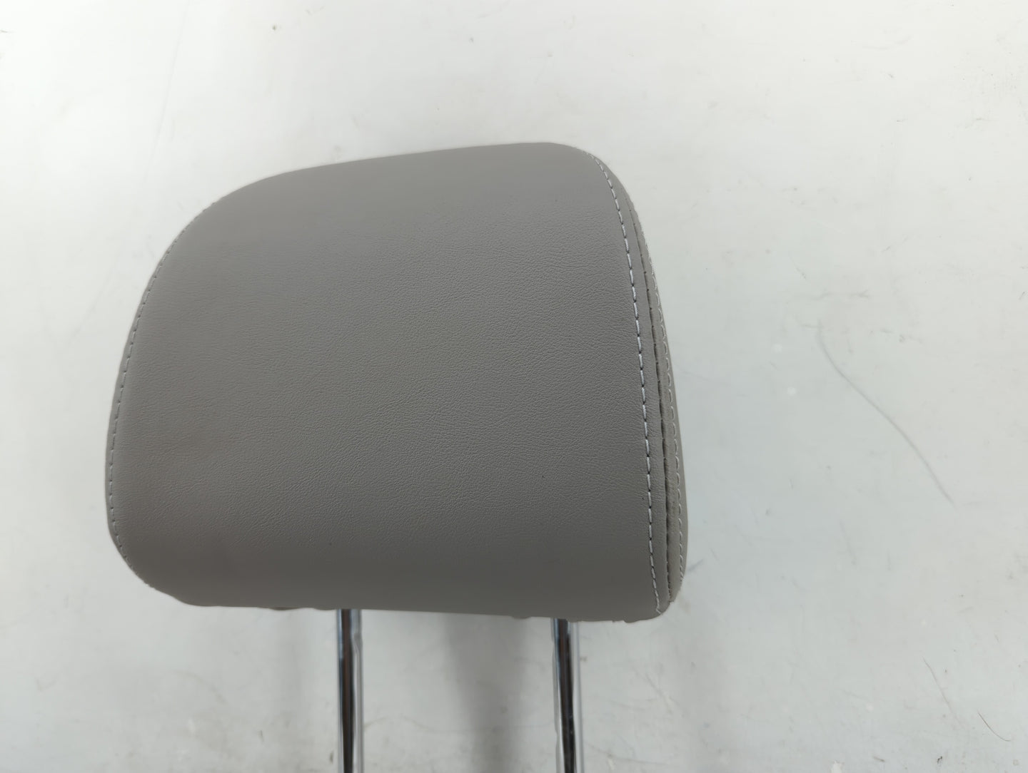 2017 Subaru Forester Headrest Head Rest Front Driver Passenger Seat Fits OEM Used Auto Parts - Oemusedautoparts1.com