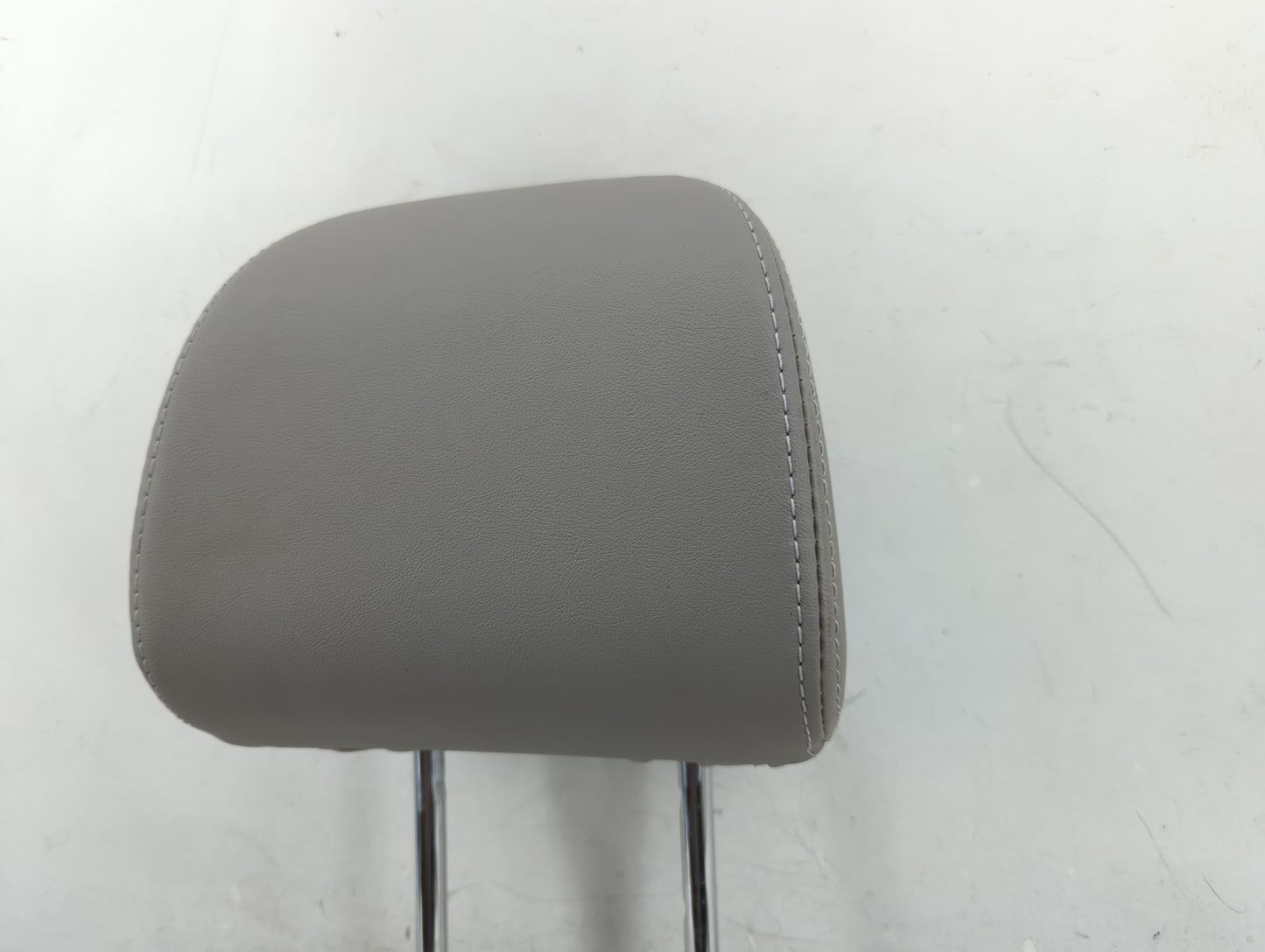 2017 Subaru Forester Headrest Head Rest Front Driver Passenger Seat Fits OEM Used Auto Parts - Oemusedautoparts1.com