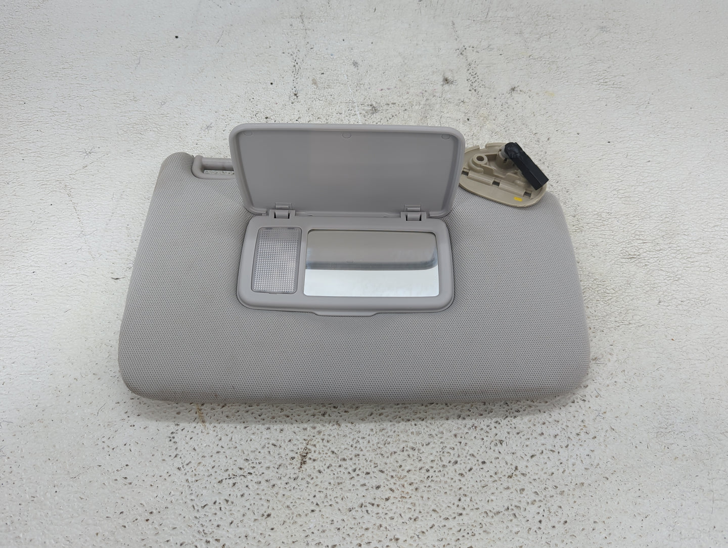 2017 Subaru Forester Sun Visor Shade Replacement Passenger Right Mirror Fits OEM Used Auto Parts - Oemusedautoparts1.com