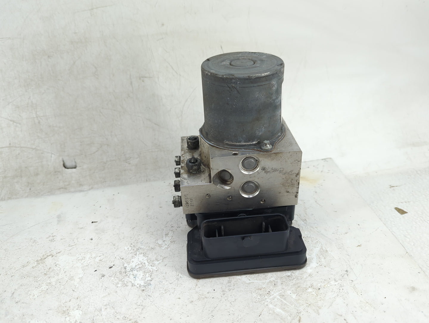 2017 Subaru Forester ABS Pump Control Module Replacement P/N:27536SG230 269819, 170307/3/3191 Fits OEM Used Auto Parts - Oem