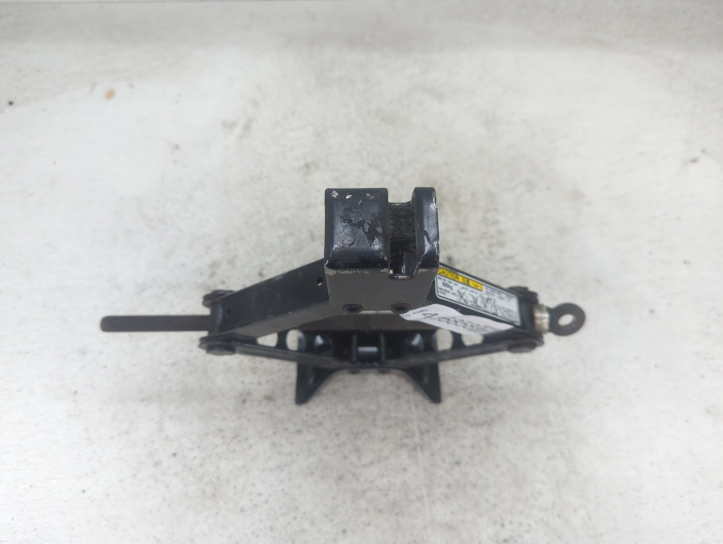 2017 Subaru Forester Spare Scissor Car Jack - Oemusedautoparts1.com