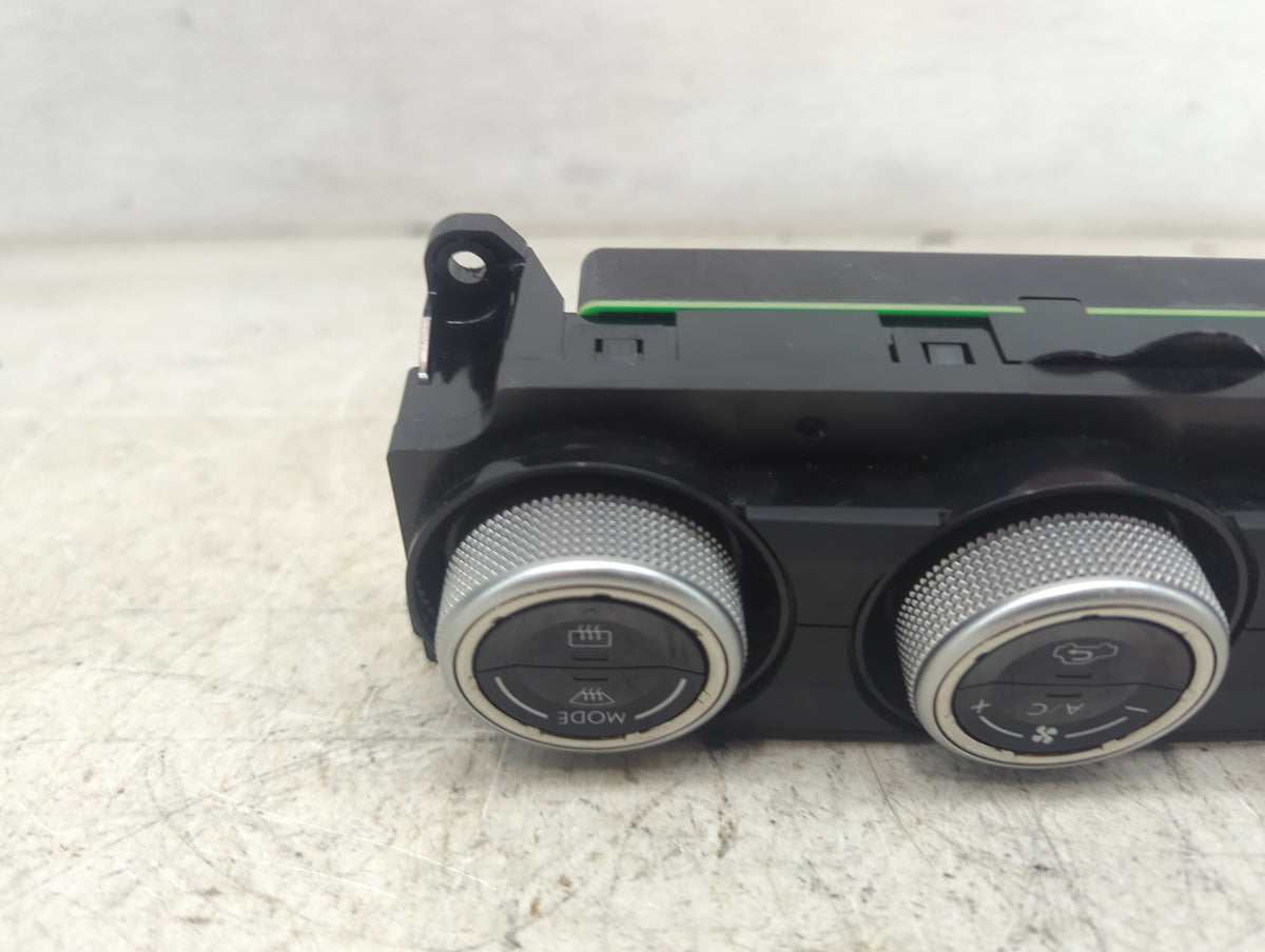 2017 Subaru Forester Climate Control Module Temperature AC/Heater Replacement P/N:72311SG520 T82922A B Fits OEM Used Auto Pa