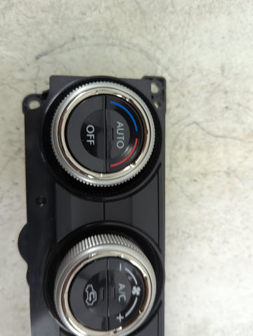 2017 Subaru Forester Climate Control Module Temperature AC/Heater Replacement P/N:72311SG521 Fits OEM Used Auto Parts