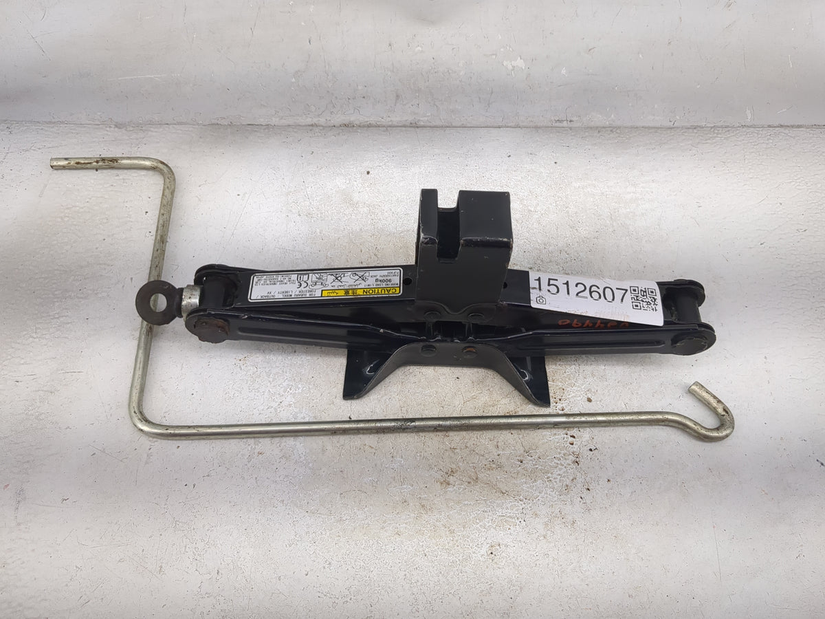 2017 Subaru Forester Spare Scissor Car Jack Black - Oemusedautoparts1.com