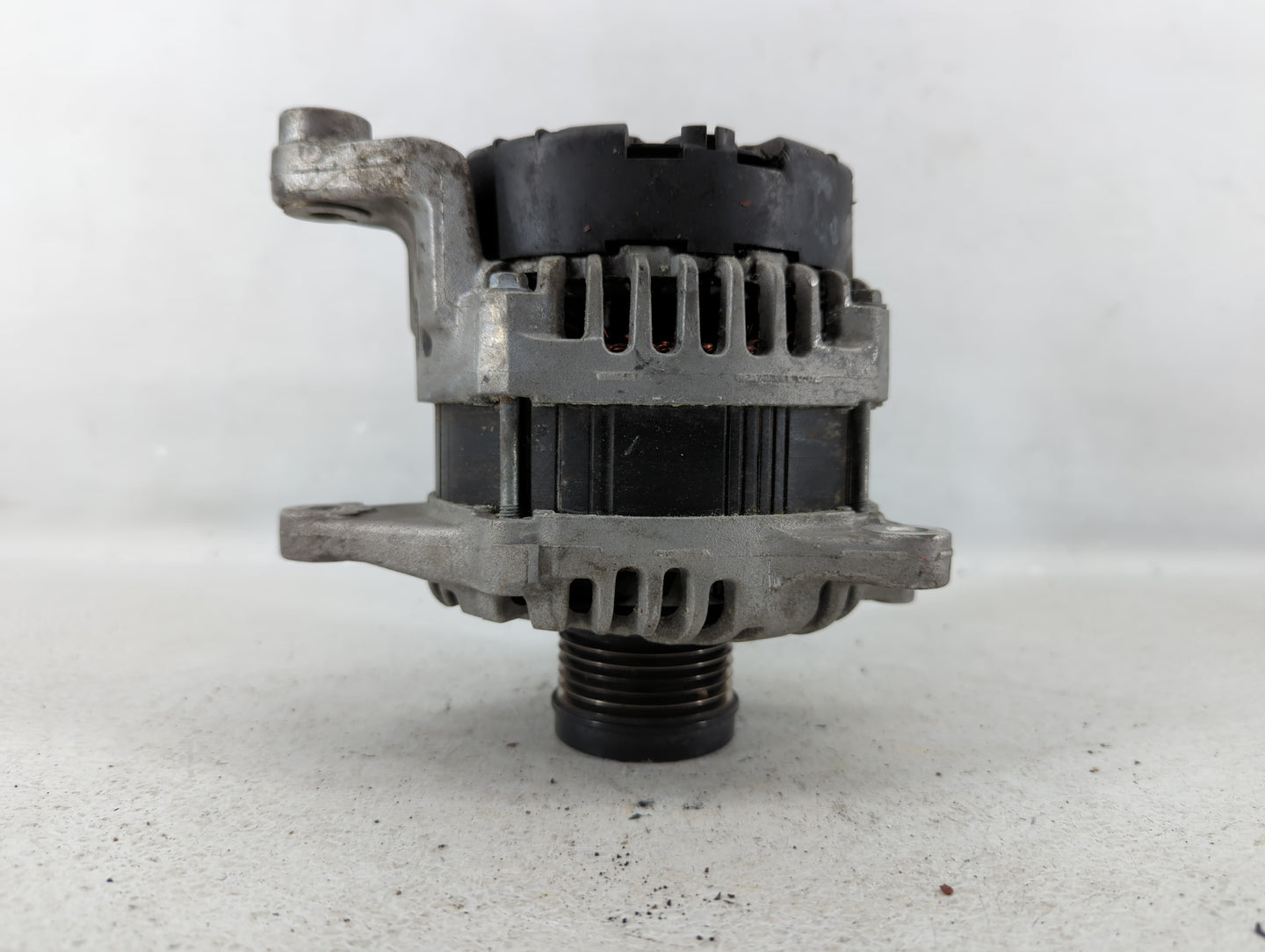 2017-2018 Subaru Forester Alternator Replacement Generator Charging Assembly Engine OEM P/N:23700AA921 Fits Fits 2017 2018 O