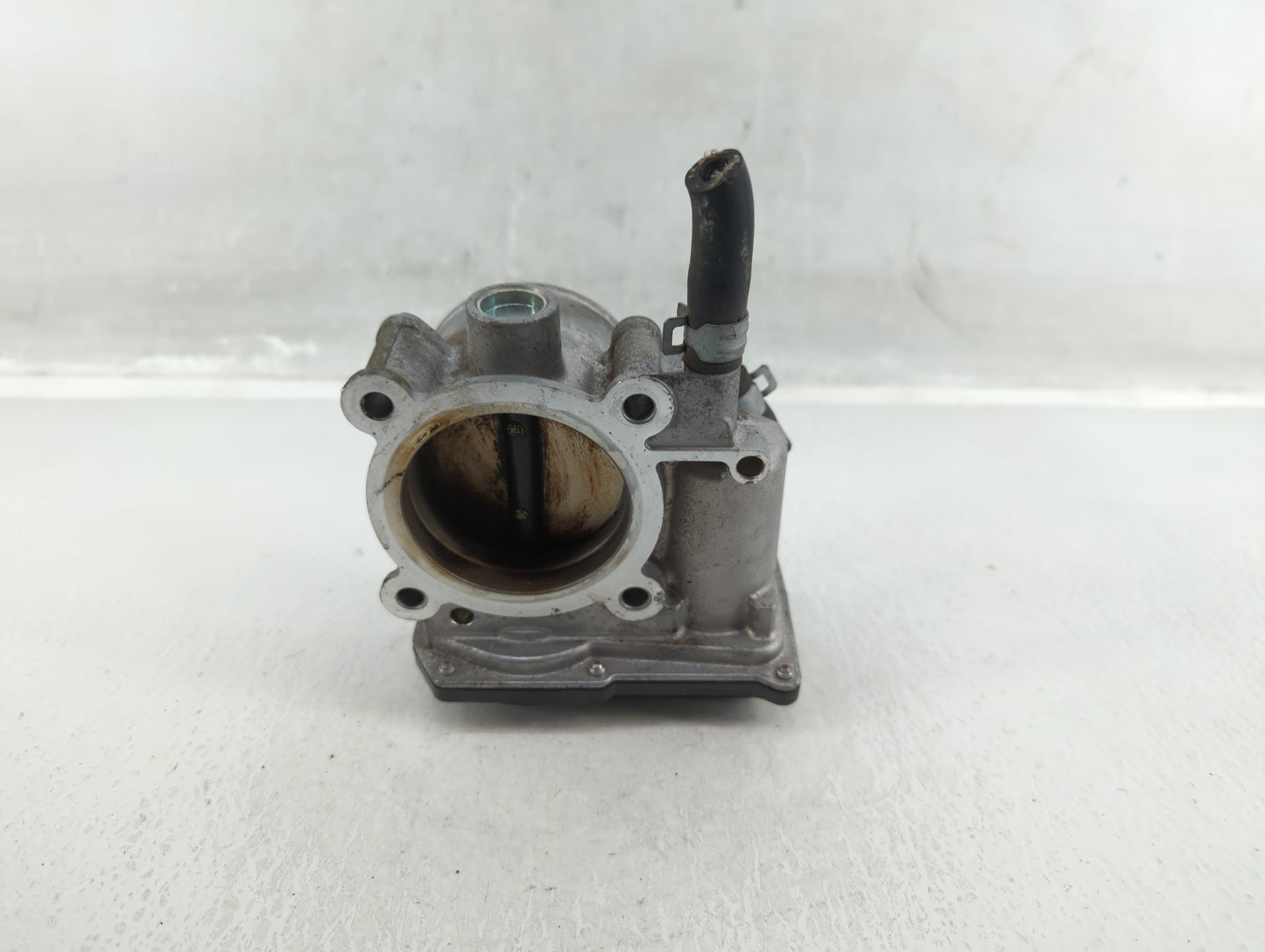 2011-2018 Subaru Forester Throttle Body P/N:16112AA380 Fits Fits 2011 2012 2013 2014 2015 2016 2017 2018 OEM Used Auto Parts
