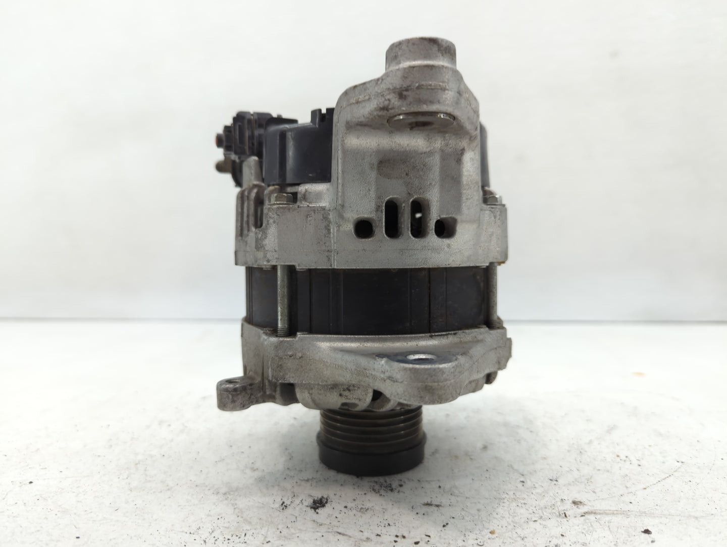 2017-2018 Subaru Forester Alternator Replacement Generator Charging Assembly Engine OEM P/N:23700AA921 Fits Fits 2017 2018 O