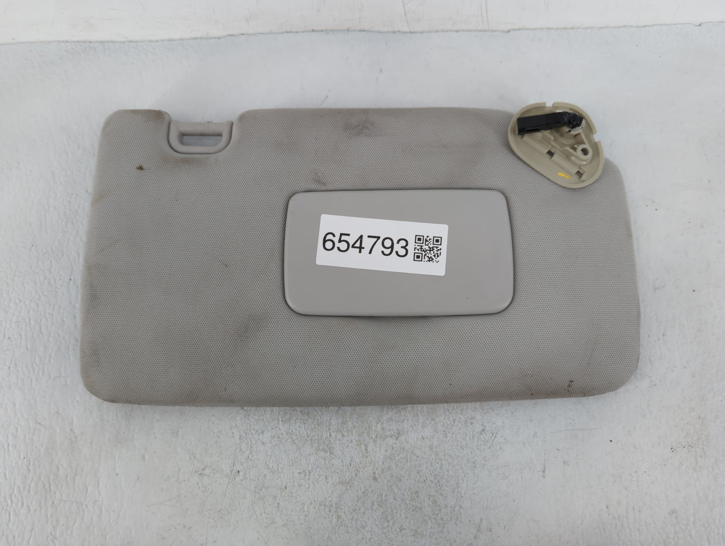 2017 Subaru Forester Sun Visor Shade Replacement Passenger Right Mirror Fits OEM Used Auto Parts - Oemusedautoparts1.com