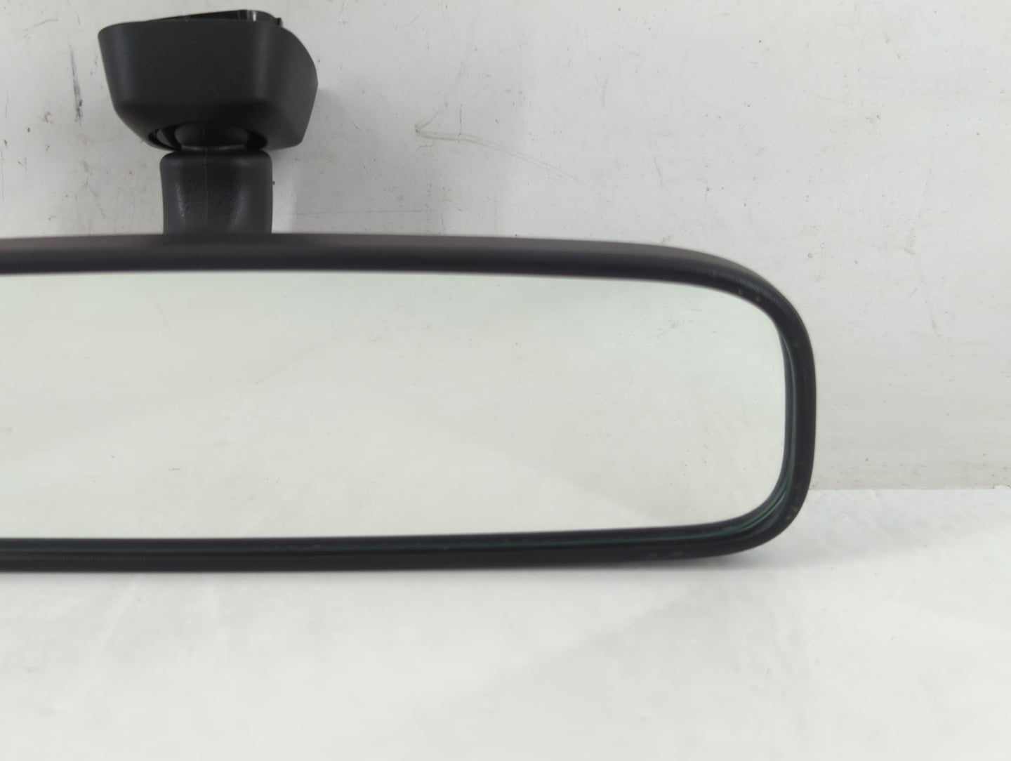 2017 Subaru Forester Interior Rear View Mirror Replacement OEM P/N:E4022197 E4042197 Fits OEM Used Auto Parts - Oemusedautop